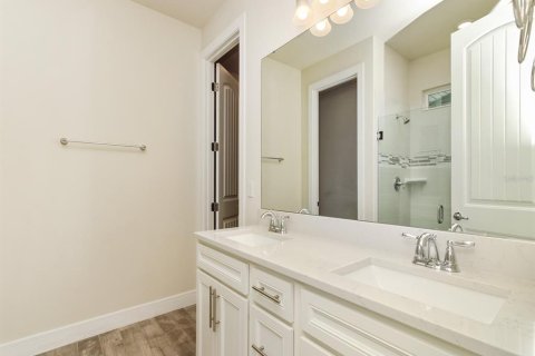 House in Orlando, Florida 4 bedrooms, 169.83 sq.m. № 2411656 - photo 24