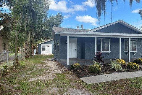 Villa ou maison à louer à Eustis, Floride: 2 chambres, 139.35 m2 № 2431725 - photo 2
