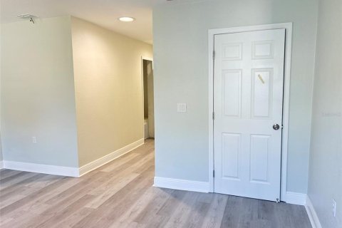 Villa ou maison à louer à Eustis, Floride: 2 chambres, 139.35 m2 № 2431725 - photo 24