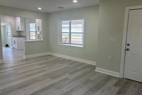 Villa ou maison à louer à Eustis, Floride: 2 chambres, 139.35 m2 № 2431725 - photo 7