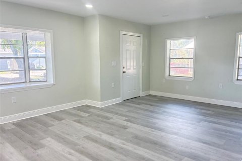 Villa ou maison à louer à Eustis, Floride: 2 chambres, 139.35 m2 № 2431725 - photo 27