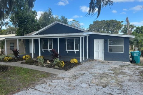Villa ou maison à louer à Eustis, Floride: 2 chambres, 139.35 m2 № 2431725 - photo 3
