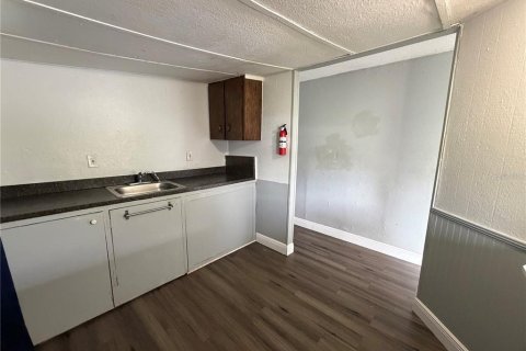 Apartment in New Port Richey, Florida 1 bedroom, 37.16 sq.m. № 2406403 - photo 5