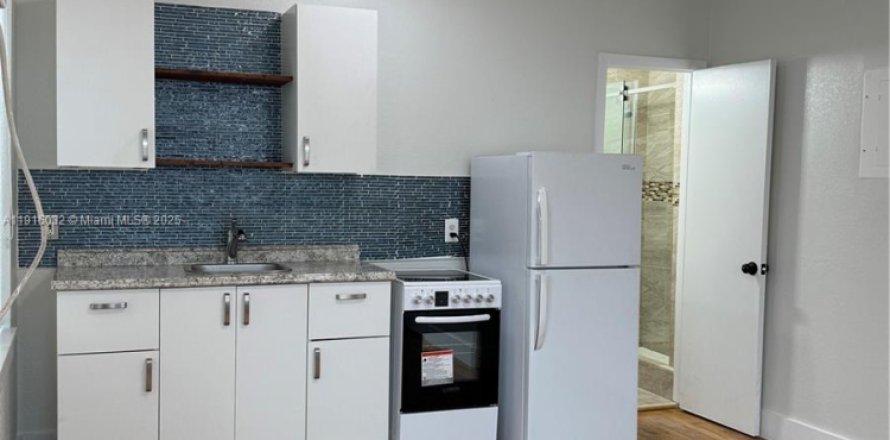 Studio à Miami Beach, Floride № 1970791