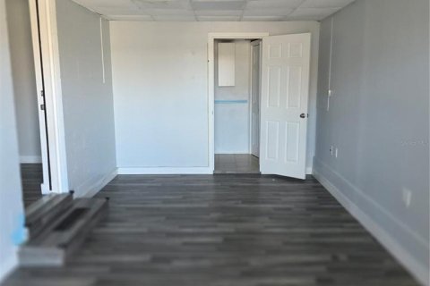 Immobilier commercial à louer à Orlando, Floride: 148.18 m2 № 2103313 - photo 16