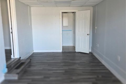 Immobilier commercial à louer à Orlando, Floride: 148.18 m2 № 2103313 - photo 19