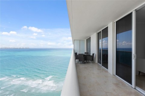 Copropriété à louer à Hallandale Beach, Floride: 3 chambres, 144.37 m2 № 1981719 - photo 23