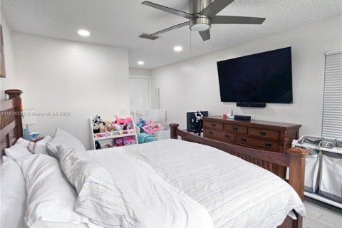 Copropriété à louer à Hollywood, Floride: 3 chambres, 112.04 m2 № 1921318 - photo 22