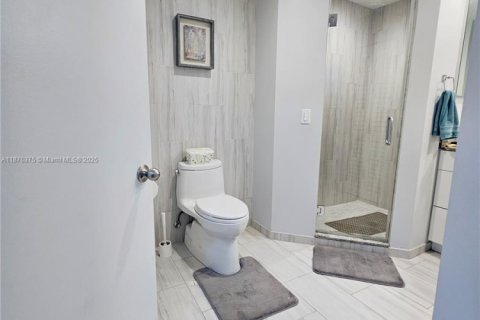 Copropriété à louer à Hollywood, Floride: 3 chambres, 112.04 m2 № 1921318 - photo 28