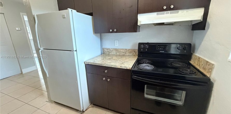 Квартира в Форт-Лодердейл, Флорида 1 спальня, 58.53м2 № 1953222