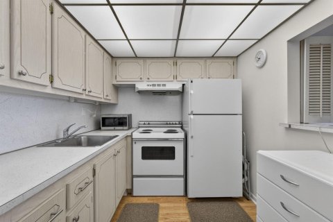 Купить кондоминиум в Уэст-Палм-Бич, Флорида 3 комнаты, 52.95м2, № 2147277 - фото 3