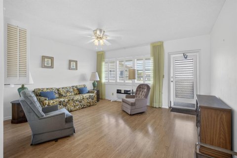 Купить кондоминиум в Уэст-Палм-Бич, Флорида 3 комнаты, 52.95м2, № 2147277 - фото 5
