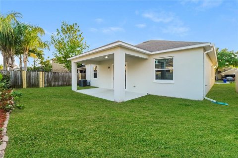 House in Land O' Lakes, Florida 4 bedrooms, 169.55 sq.m. № 2198751 - photo 15