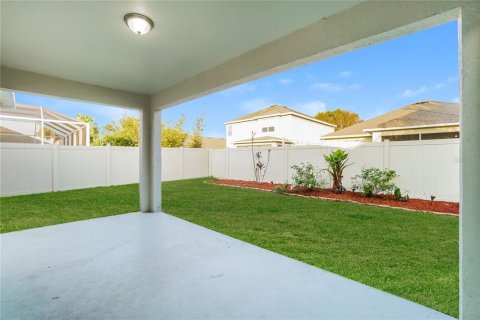House in Land O' Lakes, Florida 4 bedrooms, 169.55 sq.m. № 2198751 - photo 13