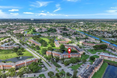 Купить кондоминиум в Санрайз, Флорида 3 комнаты, 95.69м2, № 2170010 - фото 28