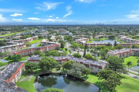 Купить кондоминиум в Санрайз, Флорида 3 комнаты, 95.69м2, № 2170010 - фото 30