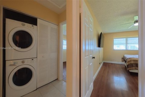 Condominio en venta en Lehigh Acres, Florida, 2 dormitorios № 2076919 - foto 20
