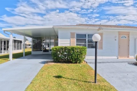 Condominio en venta en Lehigh Acres, Florida, 2 dormitorios № 2076919 - foto 12