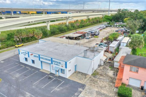 Commercial property in Tampa, Florida 384.06 sq.m. № 2390960 - photo 5