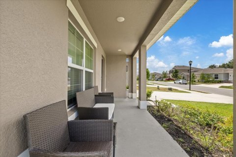 Casa en venta en Dade City, Florida, 5 dormitorios, 242.01 m2 № 2196252 - foto 3