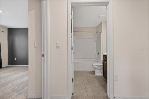 Casa en venta en Dade City, Florida, 5 dormitorios, 242.01 m2 № 2196252 - foto 11