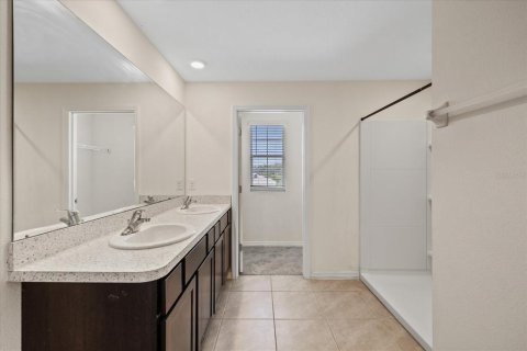 Casa en venta en Dade City, Florida, 5 dormitorios, 242.01 m2 № 2196252 - foto 16