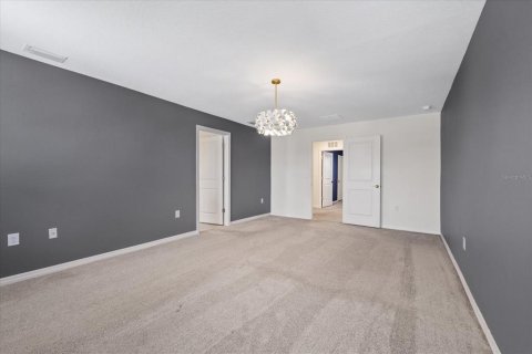 Casa en venta en Dade City, Florida, 5 dormitorios, 242.01 m2 № 2196252 - foto 15