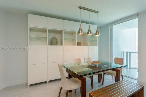 Купить кондоминиум в Бей-Харбор-Айлендс, Флорида 2 спальни, 106.09м2, № 1927699 - фото 6