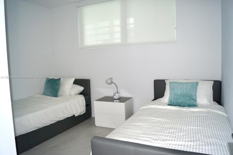 Купить кондоминиум в Бей-Харбор-Айлендс, Флорида 2 спальни, 106.09м2, № 1927699 - фото 30