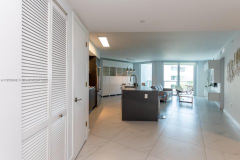 Купить кондоминиум в Бей-Харбор-Айлендс, Флорида 2 спальни, 106.09м2, № 1927699 - фото 13