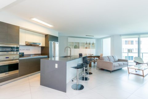 Купить кондоминиум в Бей-Харбор-Айлендс, Флорида 2 спальни, 106.09м2, № 1927699 - фото 19