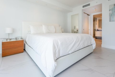 Купить кондоминиум в Бей-Харбор-Айлендс, Флорида 2 спальни, 106.09м2, № 1927699 - фото 25