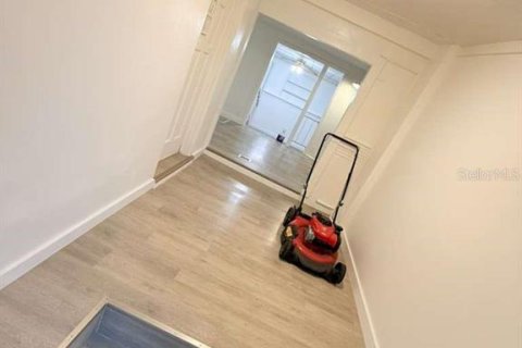Снять в аренду виллу или дом в Норт-Форт-Майерс, Флорида 4 комнаты, 108.6м2, № 2107004 - фото 10