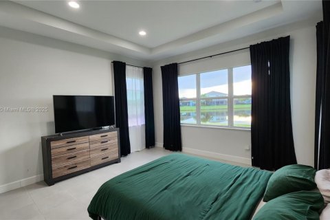 House in Westlake, Florida 3 bedrooms, 228.91 sq.m. № 1891079 - photo 15