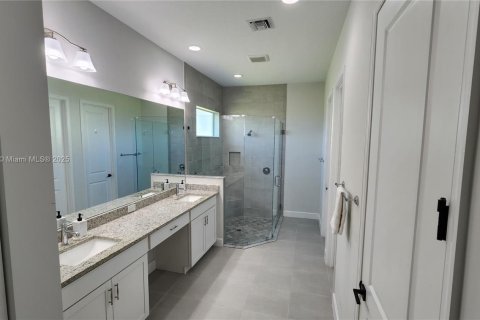House in Westlake, Florida 3 bedrooms, 228.91 sq.m. № 1891079 - photo 16