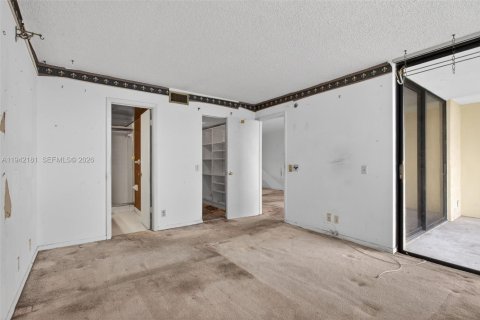 Купить кондоминиум в Окленд-Парк, Флорида 2 спальни, 85.47м2, № 2062873 - фото 22