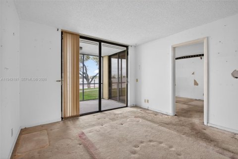 Купить кондоминиум в Окленд-Парк, Флорида 2 спальни, 85.47м2, № 2062873 - фото 17