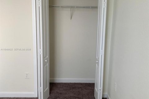 Снять в аренду виллу или дом в Майами, Флорида 5 спален, 243.03м2, № 2005172 - фото 10