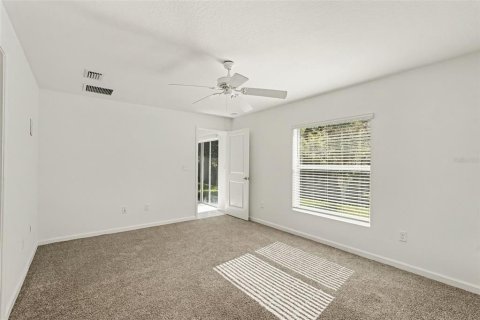Villa ou maison à vendre à Palm Bay, Floride: 3 chambres, 134.8 m2 № 2391329 - photo 9