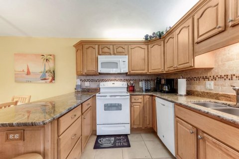 Adosado en venta en New Smyrna Beach, Florida, 2 dormitorios, 123.37 m2 № 2106669 - foto 21