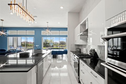 Villa ou maison à vendre à Davenport, Floride: 13 chambres, 607.77 m2 № 2303181 - photo 15