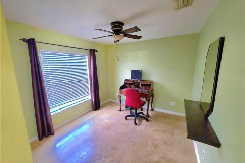 Villa ou maison à vendre à New Port Richey, Floride: 3 chambres, 173.63 m2 № 2211132 - photo 22