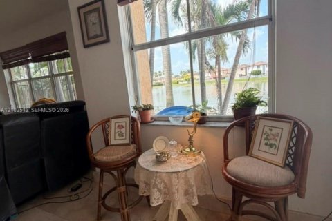 Villa ou maison à vendre à Doral, Floride: 5 chambres, 337.79 m2 № 2407420 - photo 24