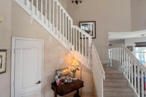 Villa ou maison à vendre à Doral, Floride: 5 chambres, 337.79 m2 № 2407420 - photo 19
