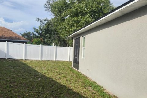 Villa ou maison à vendre à Kissimmee, Floride: 3 chambres, 145.3 m2 № 1823232 - photo 9