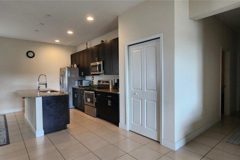 Villa ou maison à vendre à Kissimmee, Floride: 3 chambres, 145.3 m2 № 1823232 - photo 3