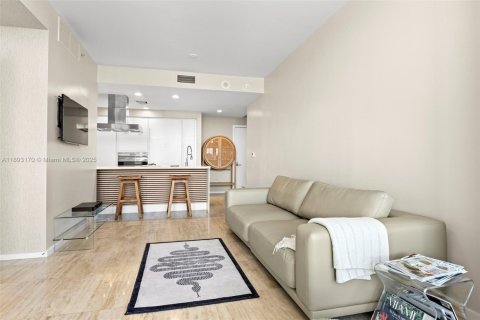 Copropriété à louer à Miami Beach, Floride: 1 chambre, 72.74 m2 № 1946782 - photo 16
