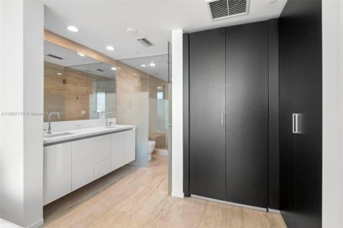 Copropriété à louer à Miami Beach, Floride: 1 chambre, 72.74 m2 № 1946782 - photo 23