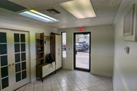 Immobilier commercial à louer à Saint Petersburg, Floride: 221.57 m2 № 1879758 - photo 5