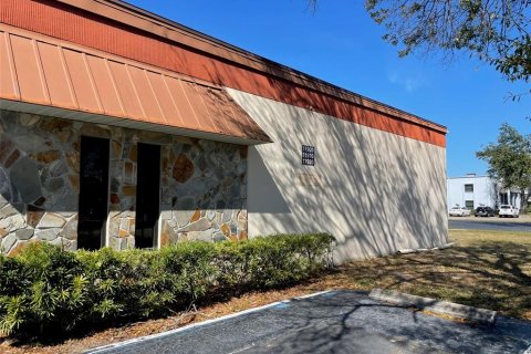 Immobilier commercial à louer à Saint Petersburg, Floride: 221.57 m2 № 1879758 - photo 8